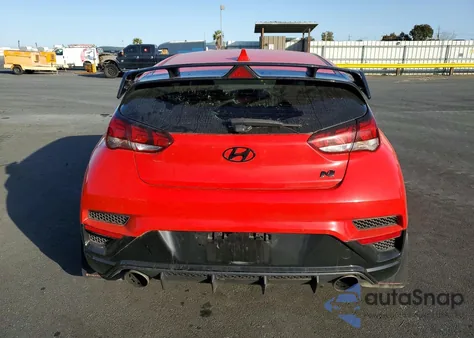 2022 Hyundai Veloster N z USA, uszkodzony, nr VIN KMHT36AH0NU013001